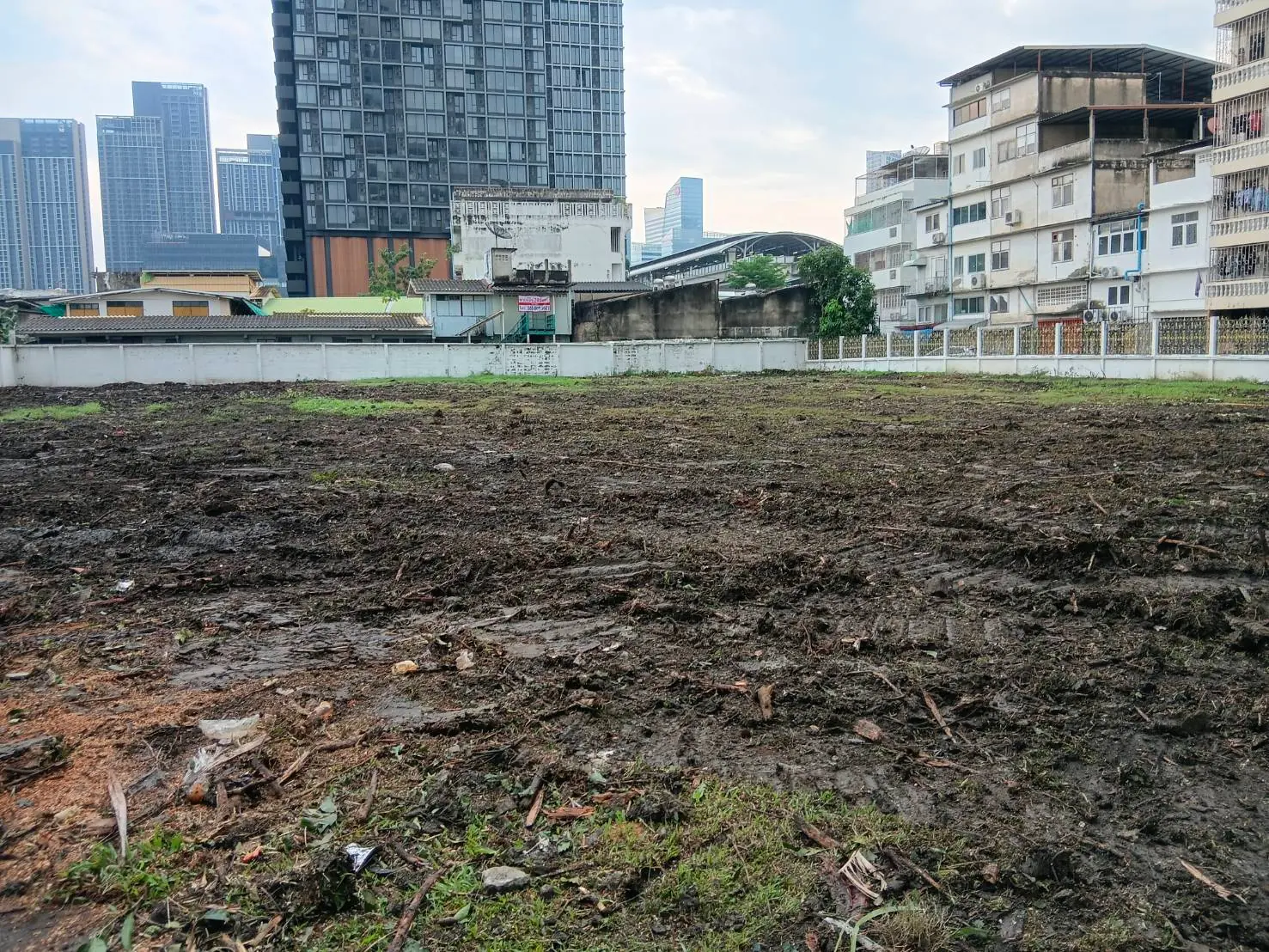 Prepared grounds for the tennis and padel court foundations on 16 October 2026